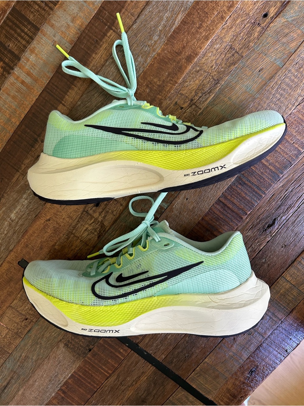 Nike Women’s Zoom Fly 5. Mint Foam Ghost Green. DM8974–300
